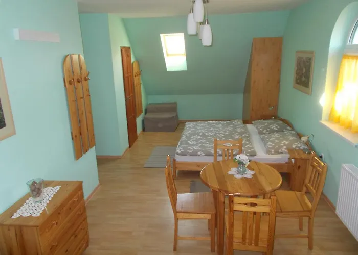 Casa de hóspedes Hétkanyar 4*