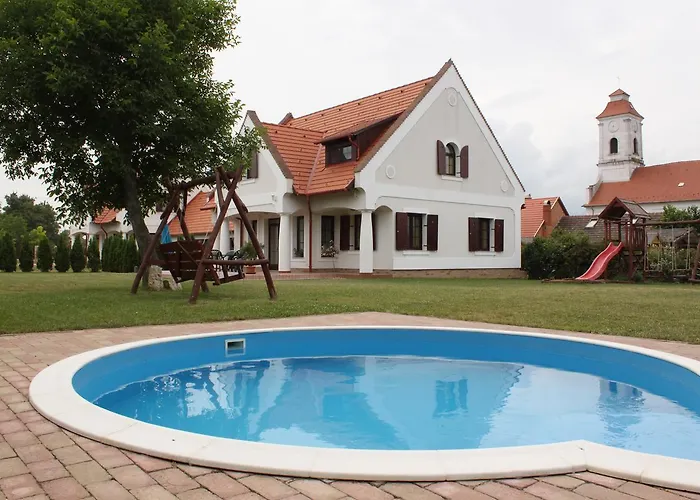 Hétkanyar Casa de hóspedes 4*